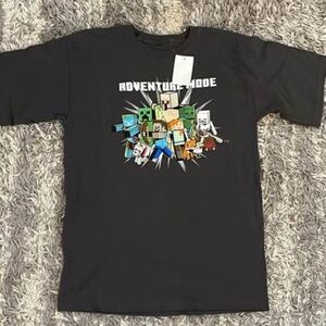 BRAND NEW youth boy girl minecraft tee shirt size L (100% cotton)